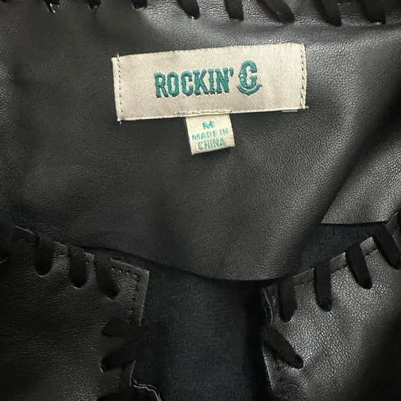 Elegant Black Leather Fringe Jacket - Picture 5 of 6